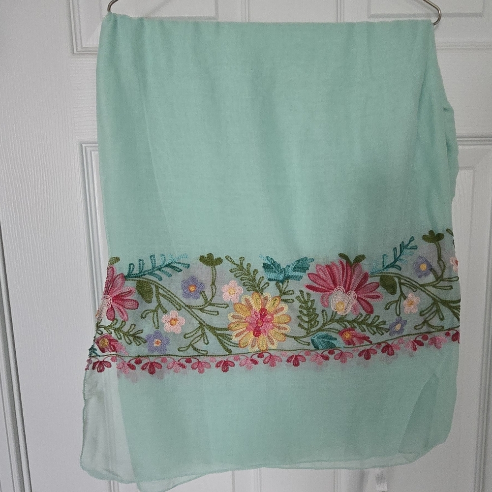 Cruise Club Shawl NWT